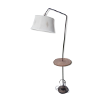 Lampadaire pied fonte avec douille orientable et tablette en osier h 166 cm