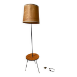 Lampadaire vintage 1960 pietement noir tripode tablette ronde en bois verni