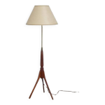 Lampadaire vintage danois en teck 1960 Lampadaire vintage danois en teck 1960