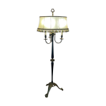Lampadaire vintage en métal noir et doré avec abat - jours Lampadaire vintage en métal noir et doré avec abat - jours
