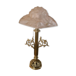 Lampe art nouveau bronze et laiton et abat - jour sign dgue rose opaque