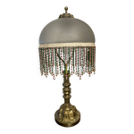 Lampe  poser bronze, opaline et pampille
