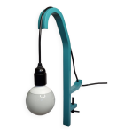 Lampe de bureau design modle o10 bleu turquoise par guillaume delvigne pour specimen editions