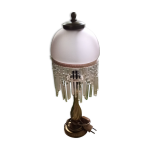 Lampe de chevet avec opaline et pampilles et mtal dor anne 1970