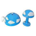 Lampe de chevet et suspension skojig conçue par henrik preutz. Lampe de chevet et suspension skojig conçue par henrik preutz.