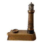 Lampe phare souvenir de calais en bois