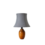 Lampe à poser, pied en bois art déco et abat - jour pagode vichy noir Lampe à poser, pied en bois art déco et abat - jour pagode vichy noir