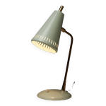 Lampe de table orientable en laiton patiné et métal vert Lampe de table orientable en laiton patiné et métal vert