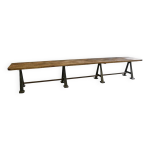 Longue table industrielle de rfectoire
