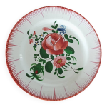 Lot de 2 anciennes assiettes en faence de l est, motif floral