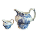 Lot de 2 brocs porcelaine anglaise