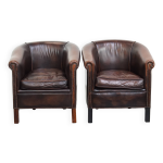 Lot de 2 fauteuils club en cuir de vachette de style anglais Lot de 2 fauteuils club en cuir de vachette de style anglais