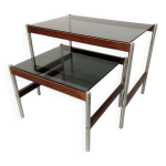 Lot de 2 tables gigognes fristho de design hollandais avec plateau en verre fumé, années 1960 Lot de 2 tables gigognes fristho de design hollandais avec plateau en verre fumé, années 1960