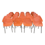 Lot de 24 chaises guariche orange Lot de 24 chaises guariche orange