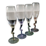 Lot 4 grandes fltes  champagne / pied design torsad, color. haut 22, 5 cm