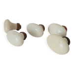 Lot de 5 poign�es de porte anciennes porcelaine et laiton