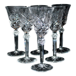 Lot de 6 verres à vin en cristal taillé diamant lemberg ou saint - louis 17cm Lot de 6 verres à vin en cristal taillé diamant lemberg ou saint - louis 17cm
