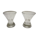 Lot de deux verres en cristal (apritif digestif vodka) gravs sous pied made in tudor sulfure