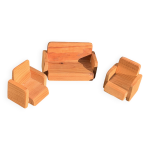 Lot de meubles pour poupées et maison de poupées, artisanal, composé d un canape et deux fauteuils Lot de meubles pour poupées et maison de poupées, artisanal, composé d un canape et deux fauteuils