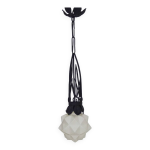 Lustre, suspension art dco en fer forg et globe toile en pte de verre.