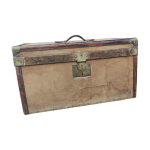 Malle ancienne cuir et laiton