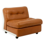 Mario bellini, pour b&b fauteuil chauffeuse amanta en cuir. vers 1970