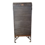 Meuble acier rivet�