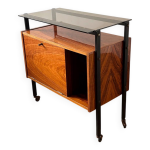 Meuble bar sur roulettes