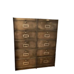 Meuble de bureau en m�tal ron�o