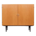 Meuble en frêne, design danois, années 1970, production : danemark Meuble en frêne, design danois, années 1970, production : danemark