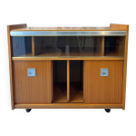 Meuble hi - fi vintage � roulettes