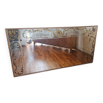 Miroir ancien à décor doré sur verre gravé de style baroque Miroir ancien à décor doré sur verre gravé de style baroque