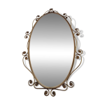 Miroir ovale en laiton dor et de cor floral, annes 1950