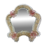 Miroir psych� v�nitien, en verre souffl� de murano, motifs floraux et perl�
