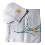 Nappe aux jonquilles brode main pur lin