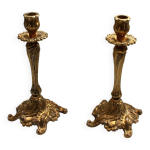 Paires de bougeoirs en bronze dor style louis xv