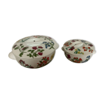 Paire de cassolettes avec couvercles en porcelaine de paris Paire de cassolettes avec couvercles en porcelaine de paris