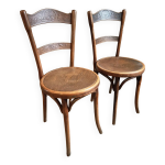 Paire de chaises bistrot thonet anciennes chaises de café en bois courbé avec assise et dossier en bois ... Paire de chaises bistrot thonet anciennes chaises de café en bois courbé avec assise et dossier en bois ...