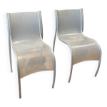 Paire de chaises fpe par ron arad pour kartell gris translucide italie