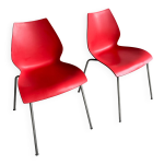 Paire de chaises  maui  en polypropylne rouge de vico magistretti pour kartell pieds chroms