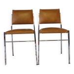 Paire de chaises modernistes mtal chrom et simili cuir
