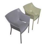 Paire de chaises petits fauteuil kartell dr. no philippe stark