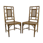 Paire de chaises de salle  manger en faux bambou, annes 1970