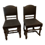 Paire de chaises de style louis xiii en chêne Paire de chaises de style louis xiii en chêne