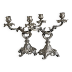 Paire de chandeliers rocaille m�tal argent� vintage 1950