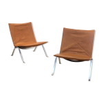 Paire de chauffeuses pk22 en cuir cognac par poul kjærholm pour e kold christensen Paire de chauffeuses pk22 en cuir cognac par poul kjærholm pour e kold christensen