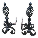 Paire de chenets en fer forg