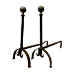 Paire de chenets porte buches en fer forgé xx siècle Paire de chenets porte buches en fer forgé xx siècle