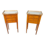 Paire de chevets de style louis xvi en merisier