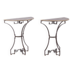 Paire de consoles de forme demi - lune. travail d artisan d art.